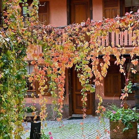 Hotel De L'Ange Niedermorschwihr Exterior foto